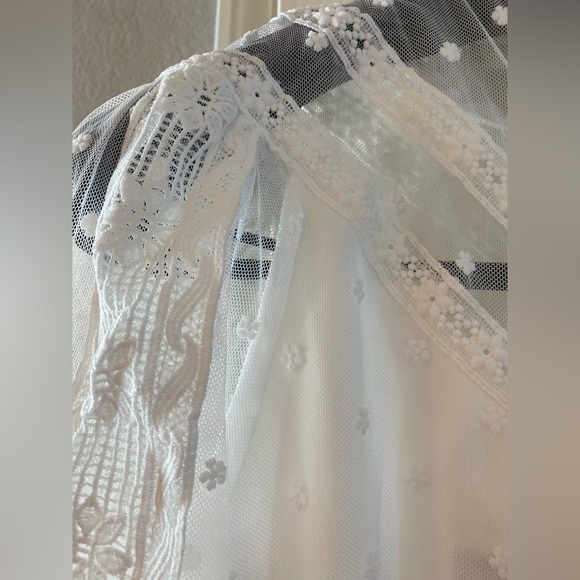 Two Sisters Label White Bridal Shower Dress Lace - Picture 16 of 16